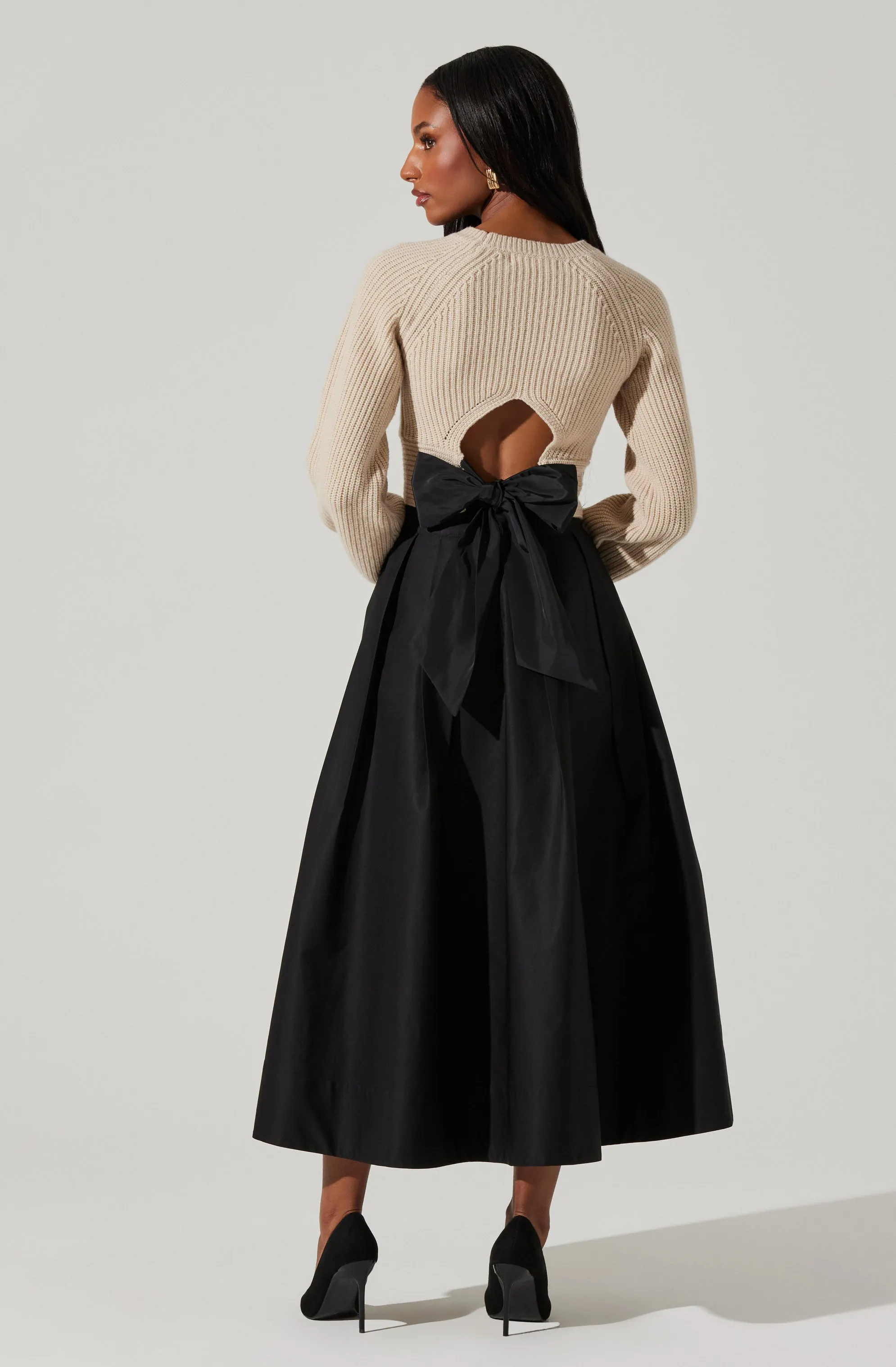 Eila Contrast Bow Back Sweater