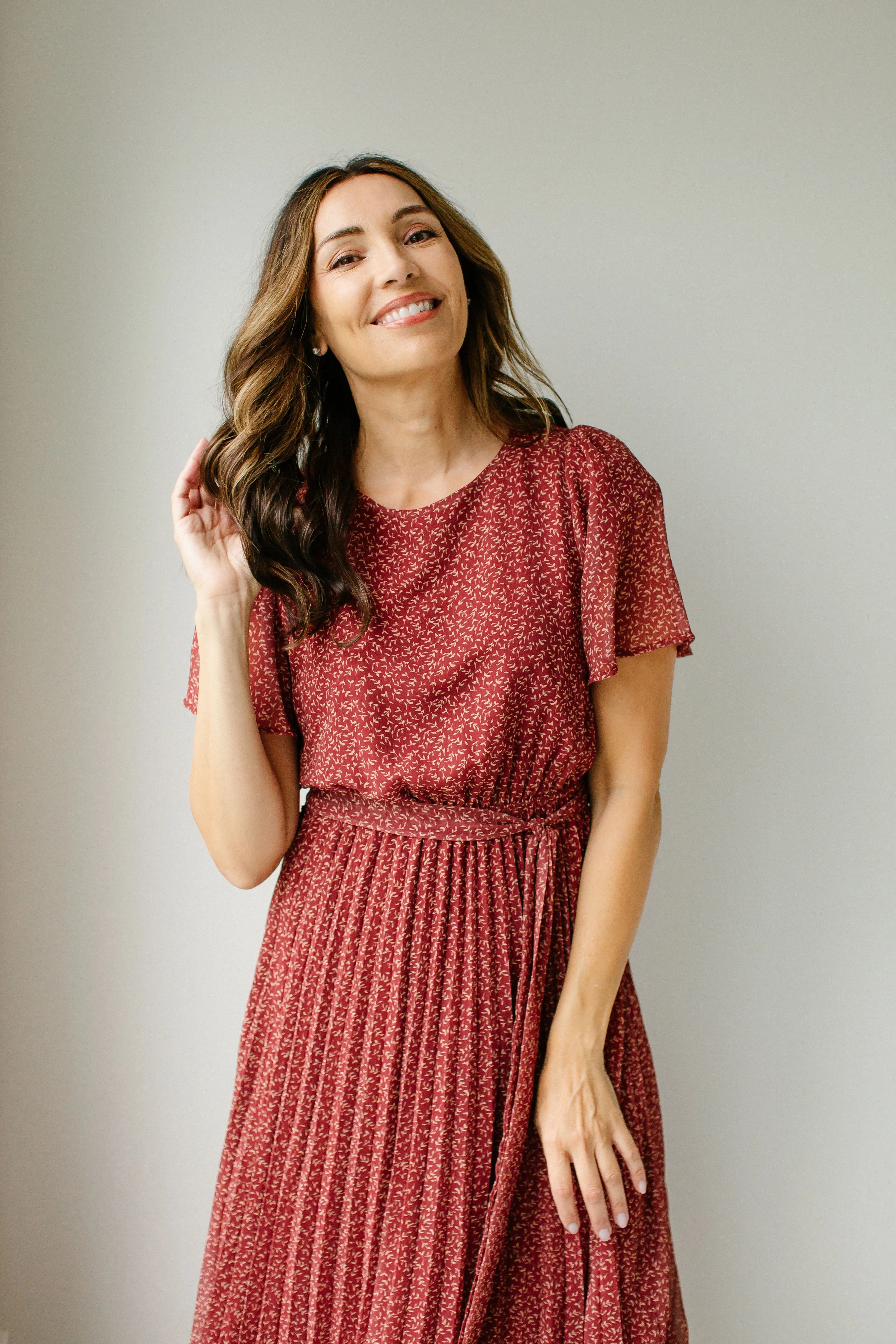 'Ella' Ditsy Print Pleated Midi Dress in Deep Rust