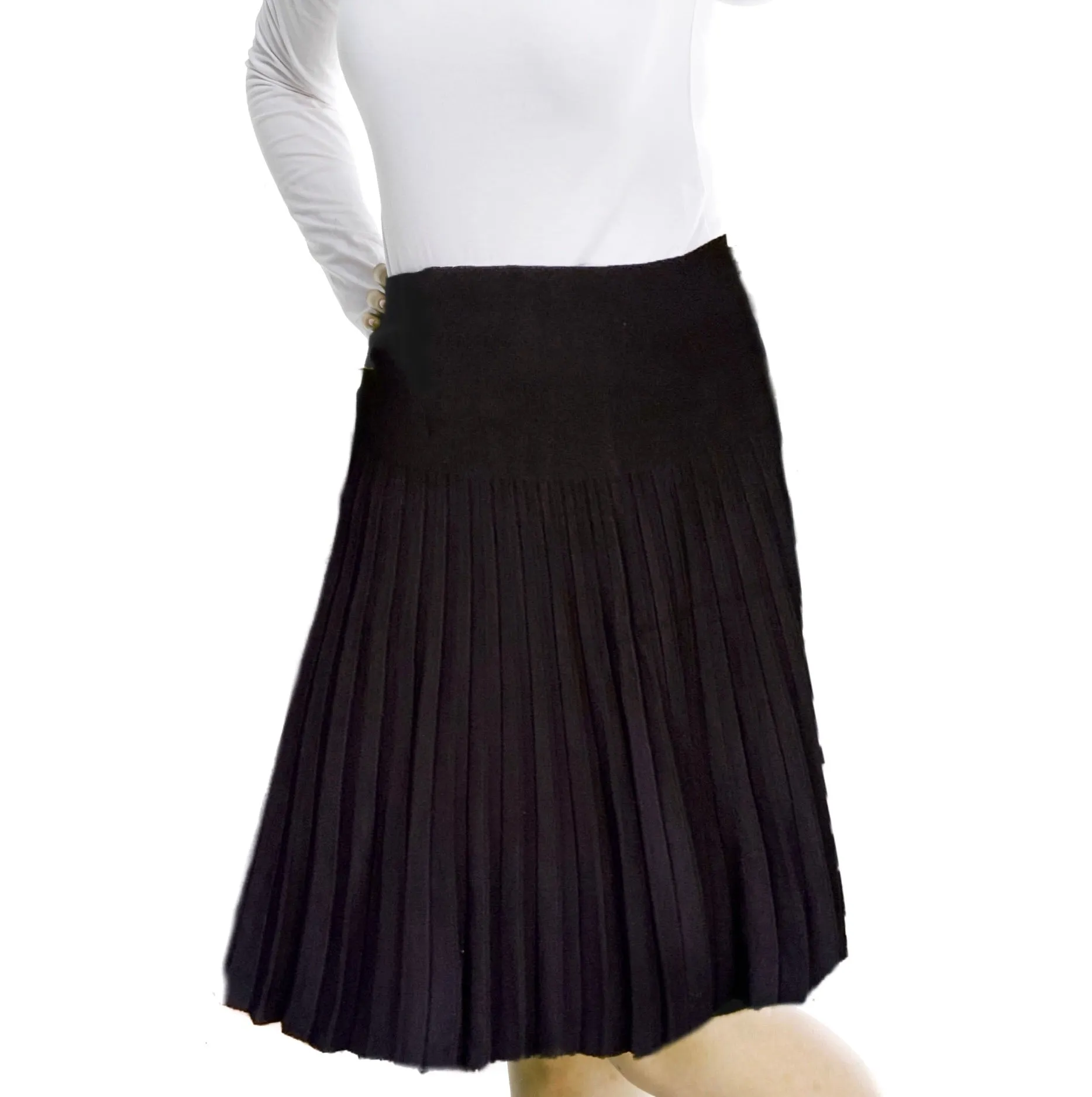 MM YEAR ROUND PLEATED - BLACK.