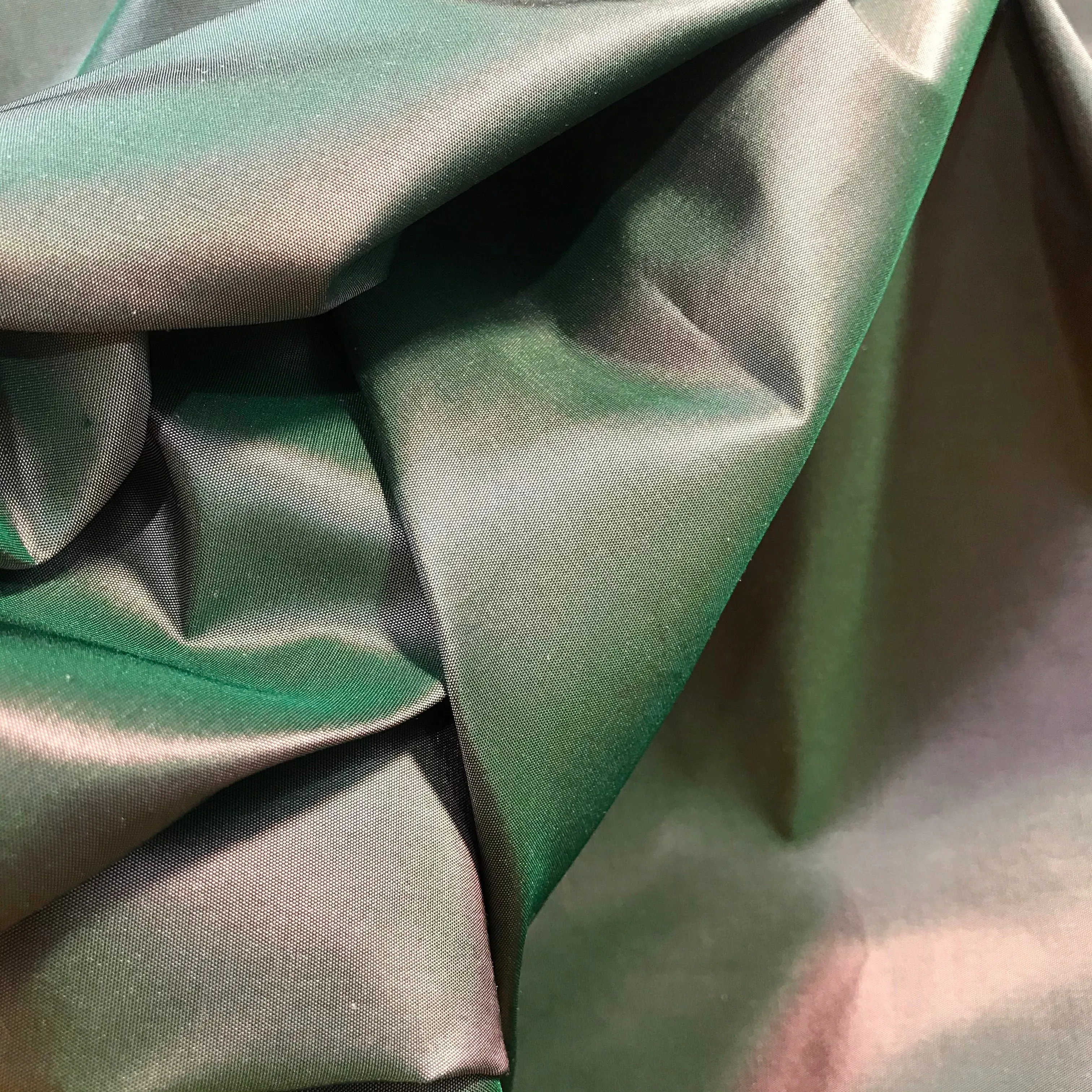 NEW Lady Lisa Designer 100% Silk Taffeta - Solid Green with Pink Iridescence